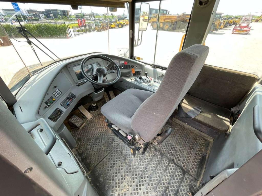 Volvo A25D Foto 17