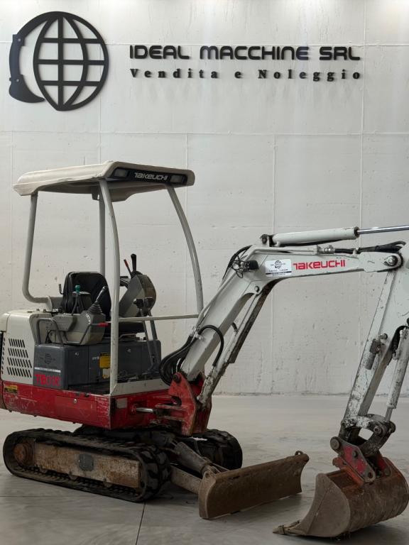 Takeuchi TB016 Foto 2