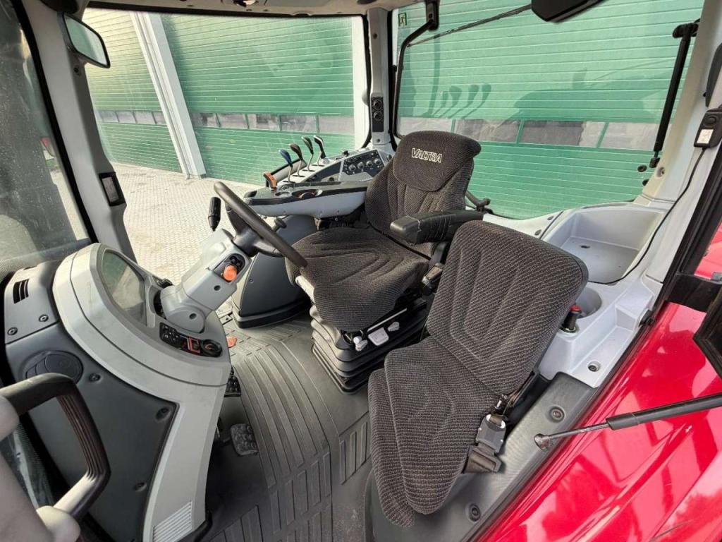 Valtra T 174 GOOD TIRES Foto 29