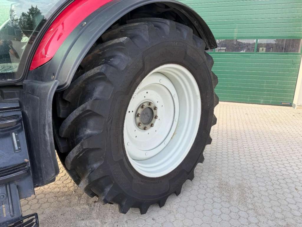 Valtra T 174 GOOD TIRES Foto 8
