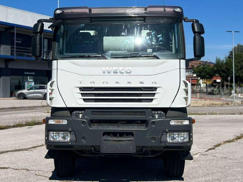 Iveco Trakker 410 8X4 Foto 14