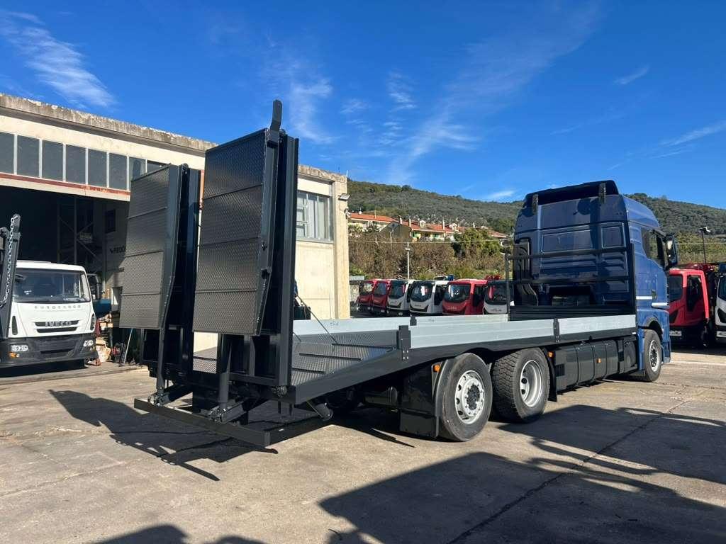 Man TGX 26.470 Foto 16