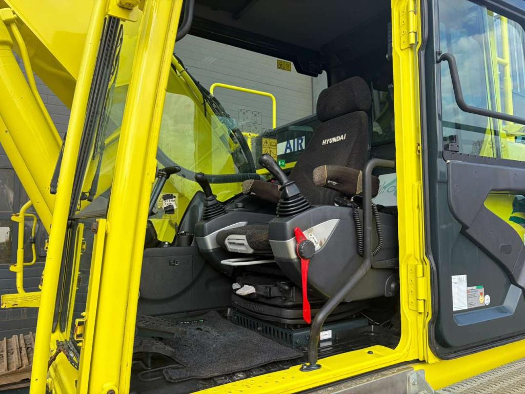Hyundai HX260L Foto 22