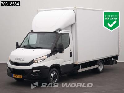 Iveco Daily 35C14 1000KG Laadklep 233cm Hoog Zijdeur Dubbellucht Bakwagen Airco Camera Lat om Lat D'Holla vendida por BAS World B.V.