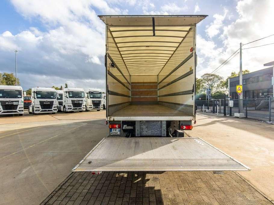 Renault T 380+DHOLLANDIA 2T. Foto 10