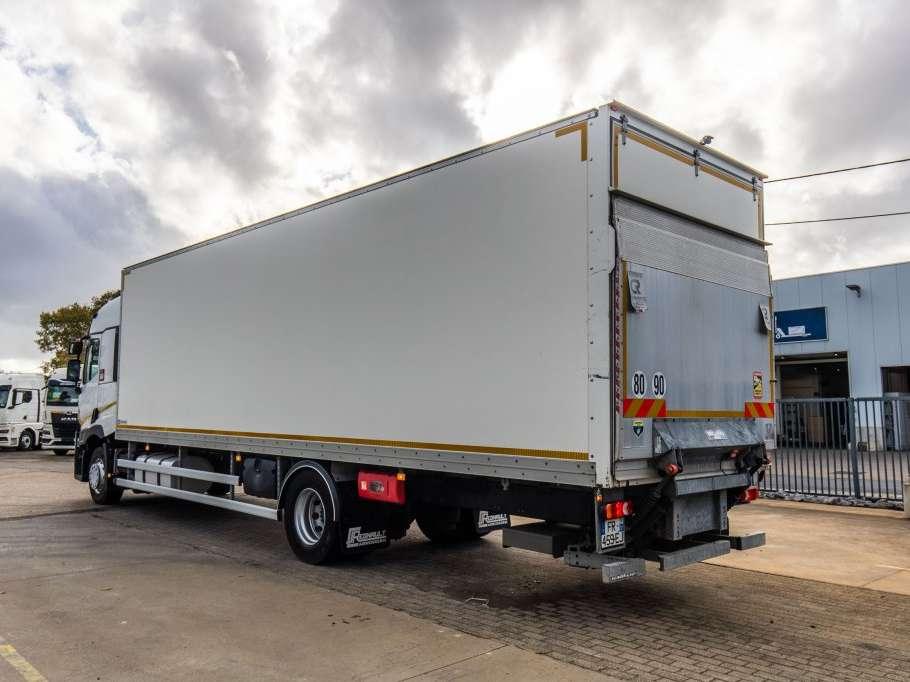 Renault T 380+DHOLLANDIA 2T. Foto 6