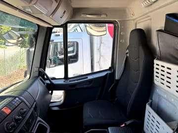 Iveco EUROCARGO 180-280 Foto 11