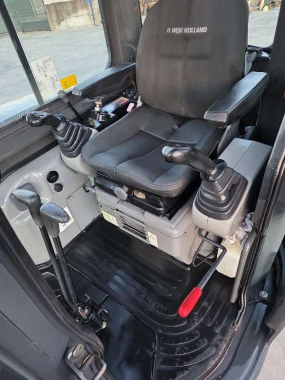 New Holland E50BSR Foto 3