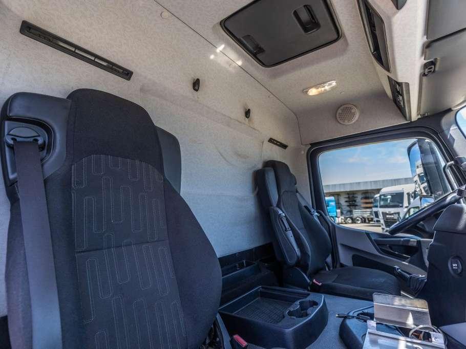 Mercedes-Benz ANTOS 1830 BL + MAGYAR 13.500L+5COMP Foto 16
