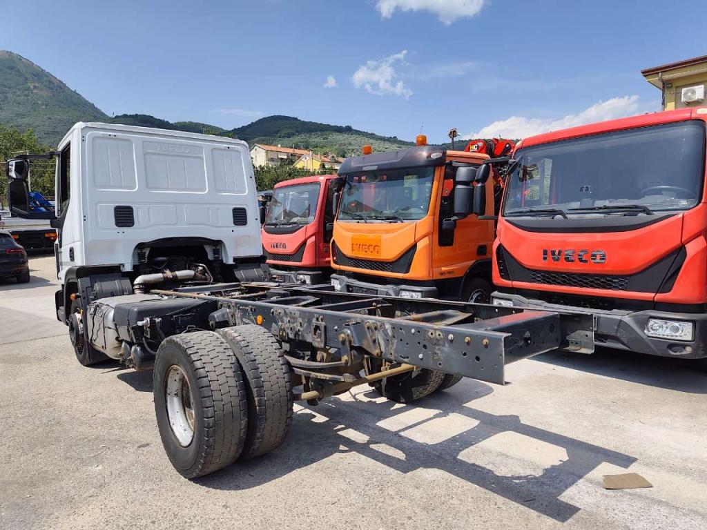 Iveco EUROCARGO 120-190L Foto 10
