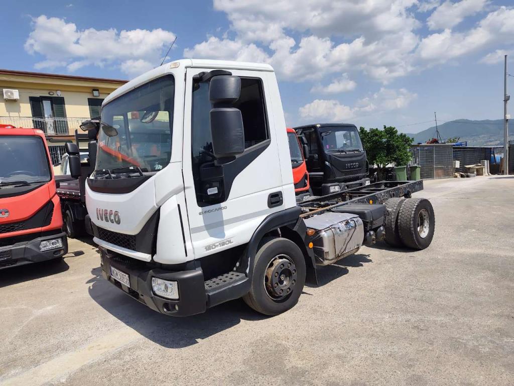 Iveco EUROCARGO 120-190L Foto 30