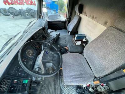 Scania 113 vendida por Omeco Spa