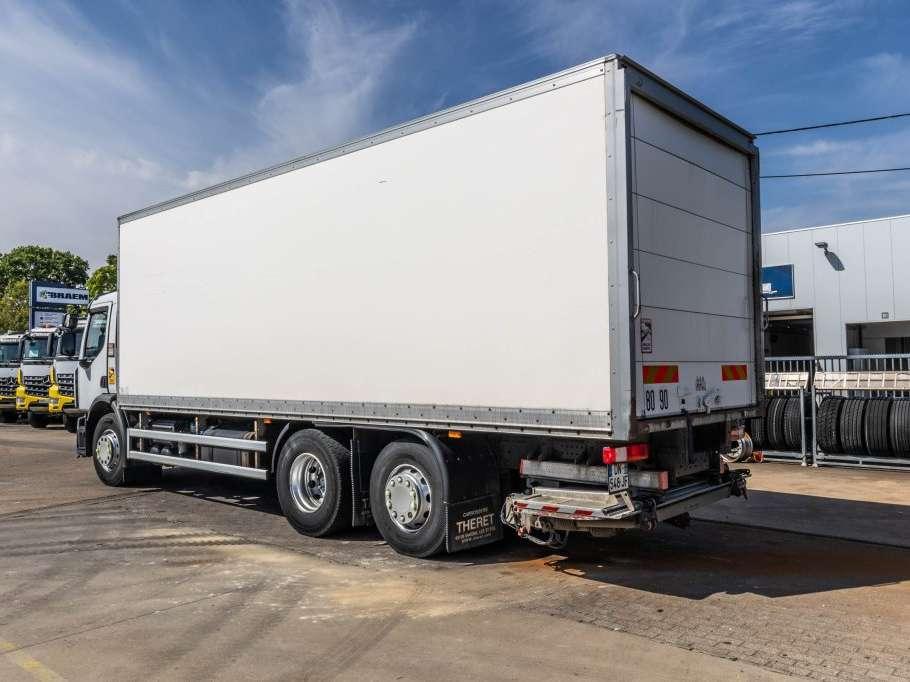 Renault D26.320-6x2+DHOLLANDIA 2T. Foto 6