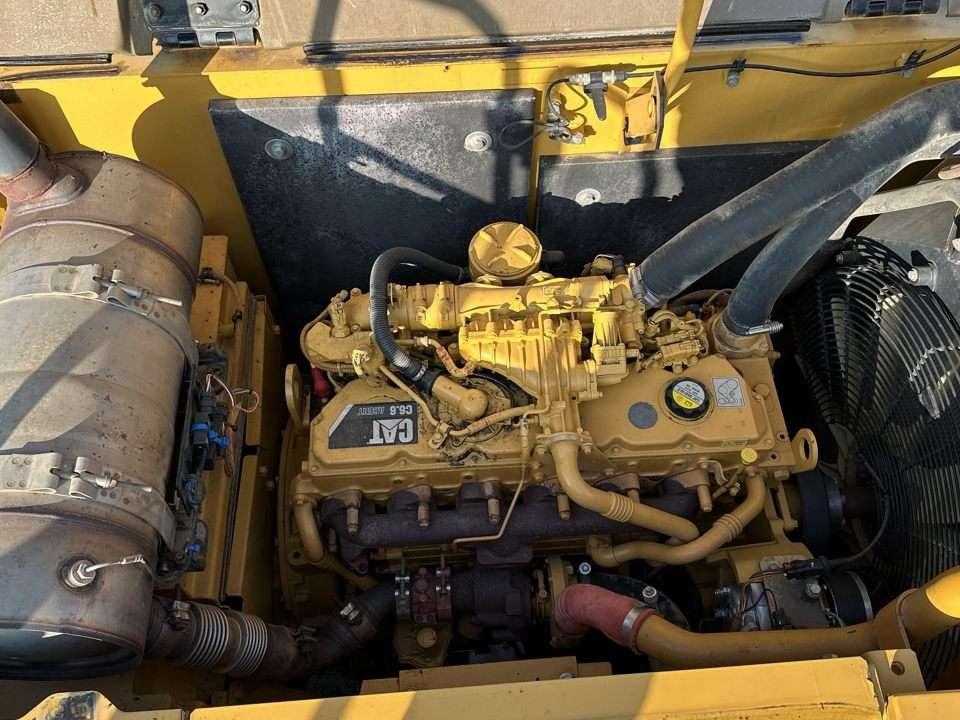 Caterpillar 323E Foto 16