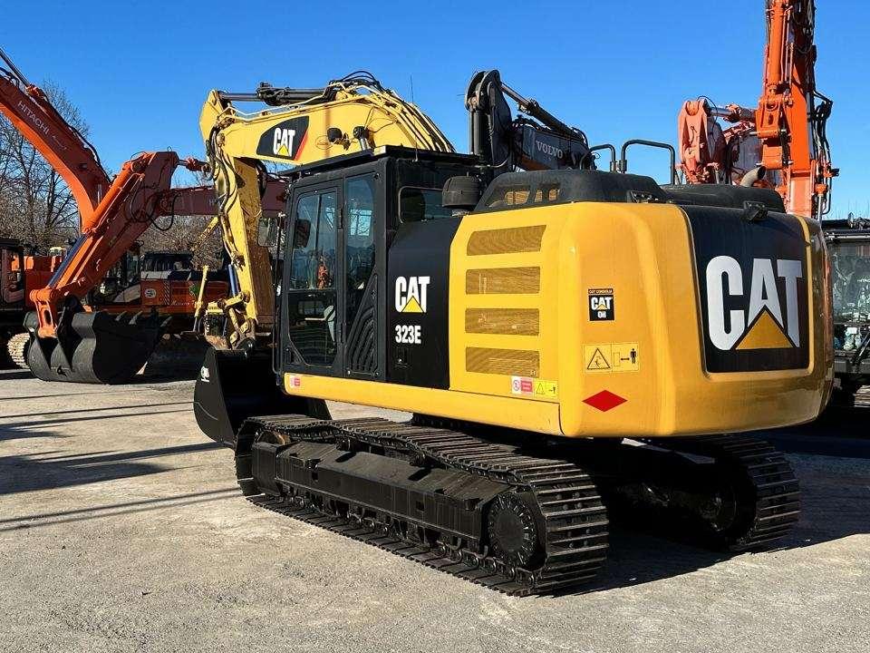 Caterpillar 323E Foto 3