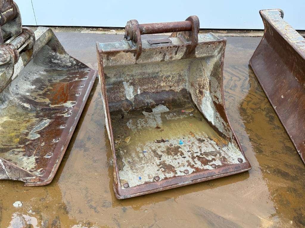 Liebherr A 309 - Hammer Lines / Quick Coupler Foto 20