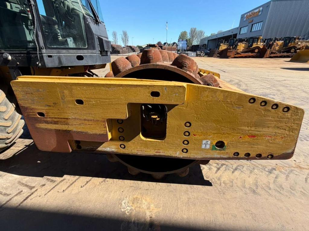 Caterpillar CP76 Foto 11