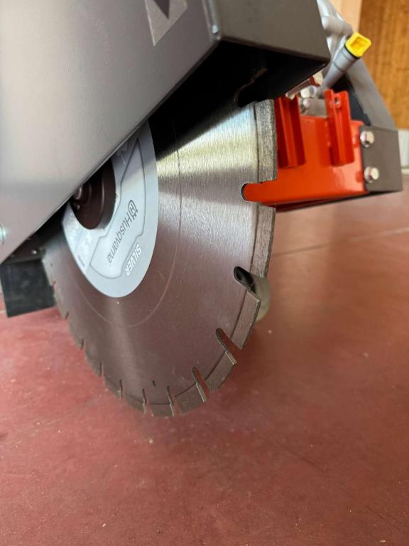 Husqvarna FS400 Foto 3