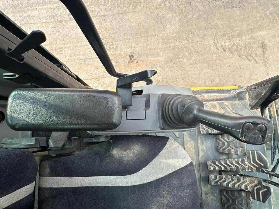 Caterpillar 318FL Foto 17
