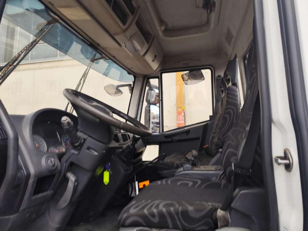 Iveco EUROCARGO CUBE 80E22P Foto 7