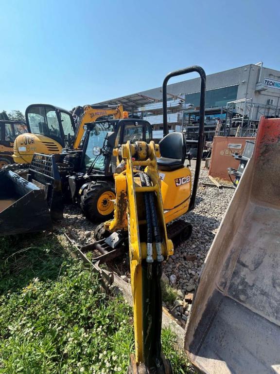 JCB 8008 CTS Foto 6