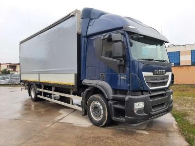 Iveco Stralis AT 190S31 vendida por PSL Autocarri Srl