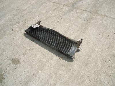 Radiador de aceite de transmisión para Fiat Kobelco W190 vendida por OLM 90 Srl