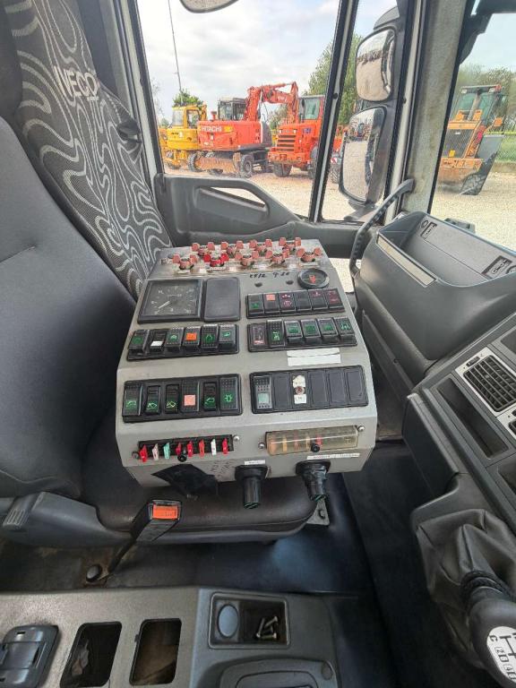 Iveco EUROCARGO 150E22 Foto 17
