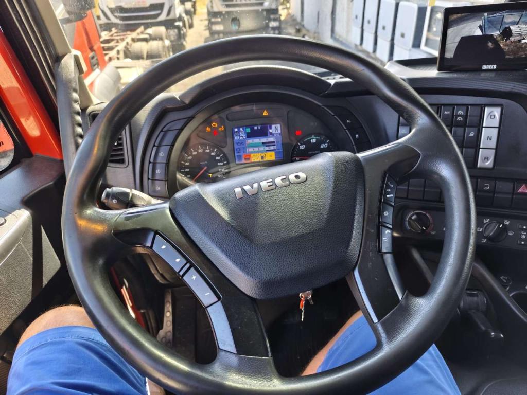 Iveco STRALIS HI-STREET 260S31 Foto 28