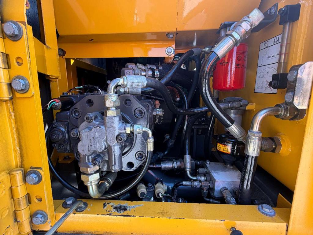 Volvo EC140BLC Foto 10