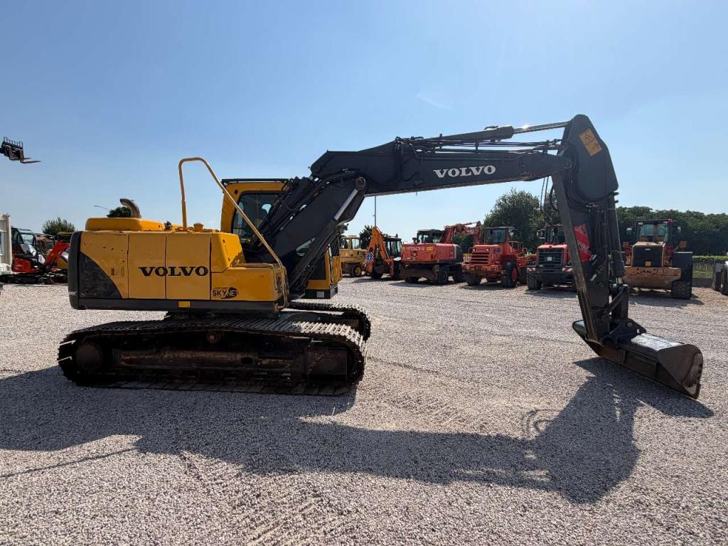 Volvo EC140BLC Foto 4