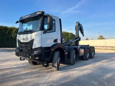 Iveco TRAKKER T-WAY AD500 NUOVO SCARRABILE vendida por Aurora Srl