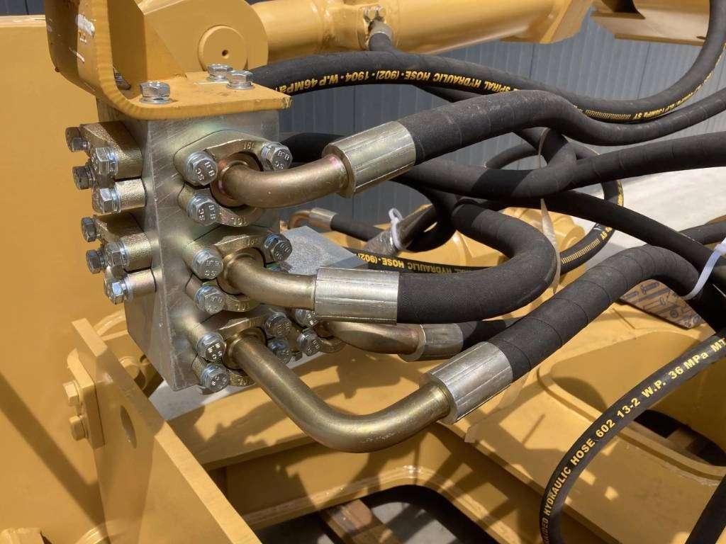 Caterpillar D8T Foto 10