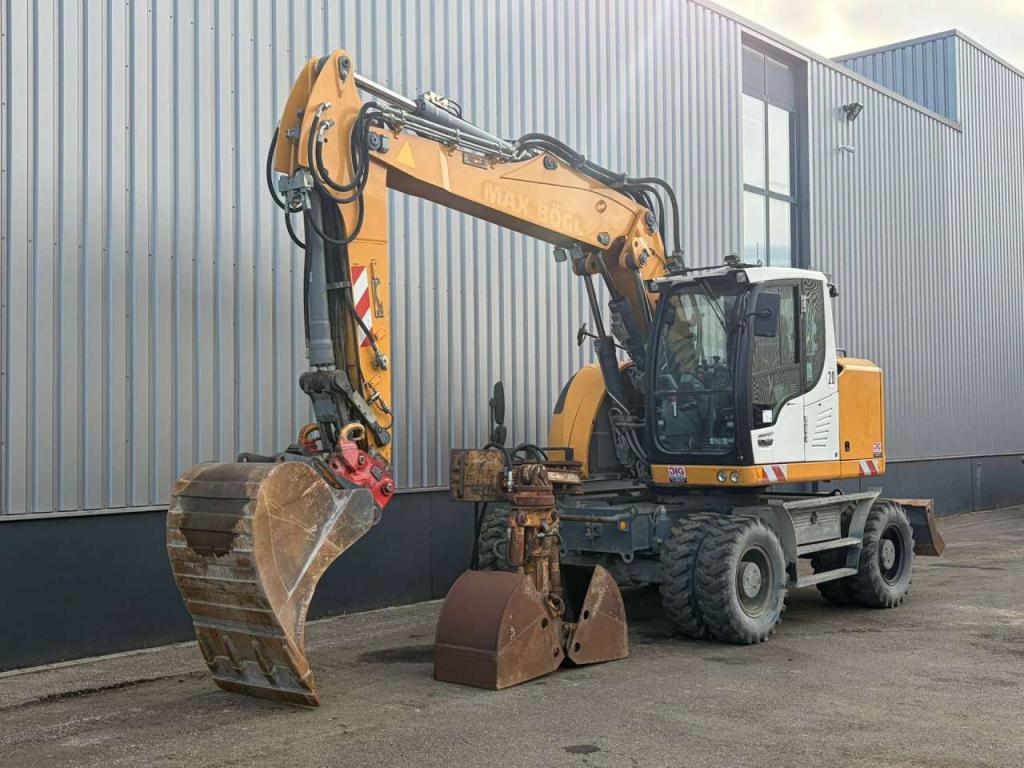Liebherr A918 Compact Litronic Foto 2