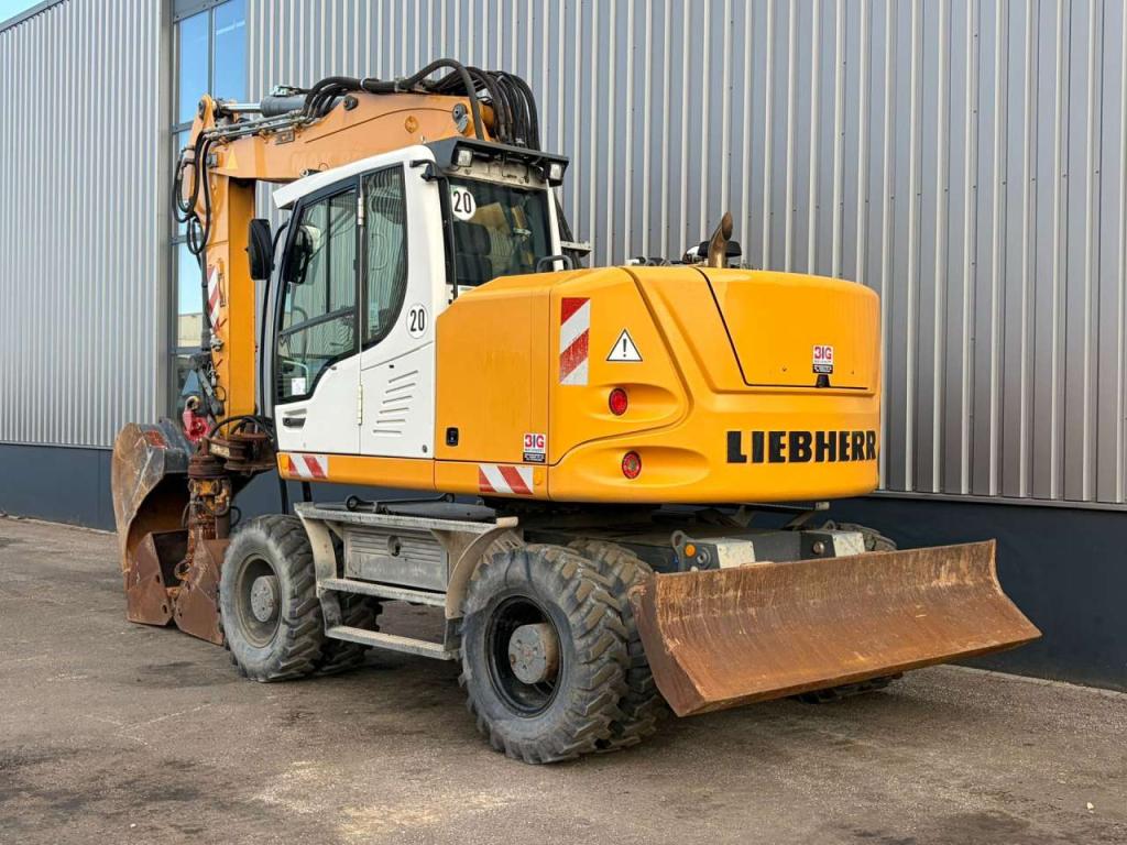 Liebherr A918 Compact Litronic Foto 3