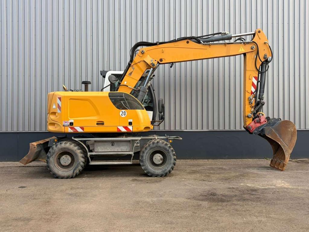 Liebherr A918 Compact Litronic Foto 8