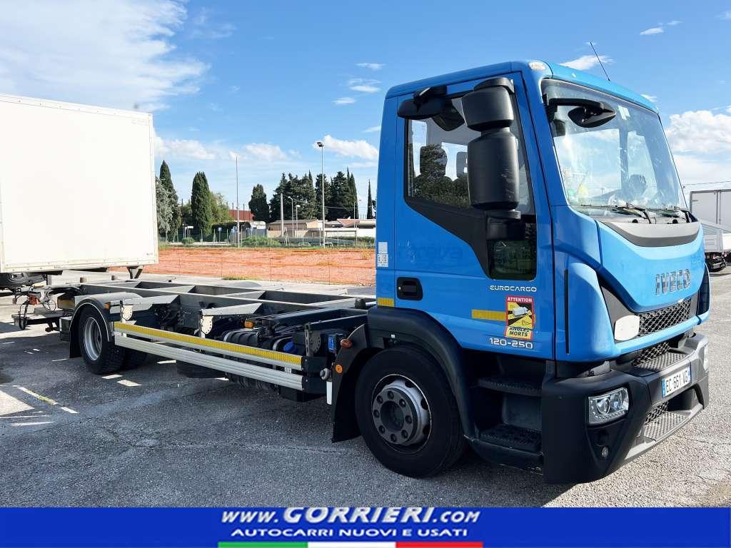 Iveco EUROCARGO 120-250P Foto 2