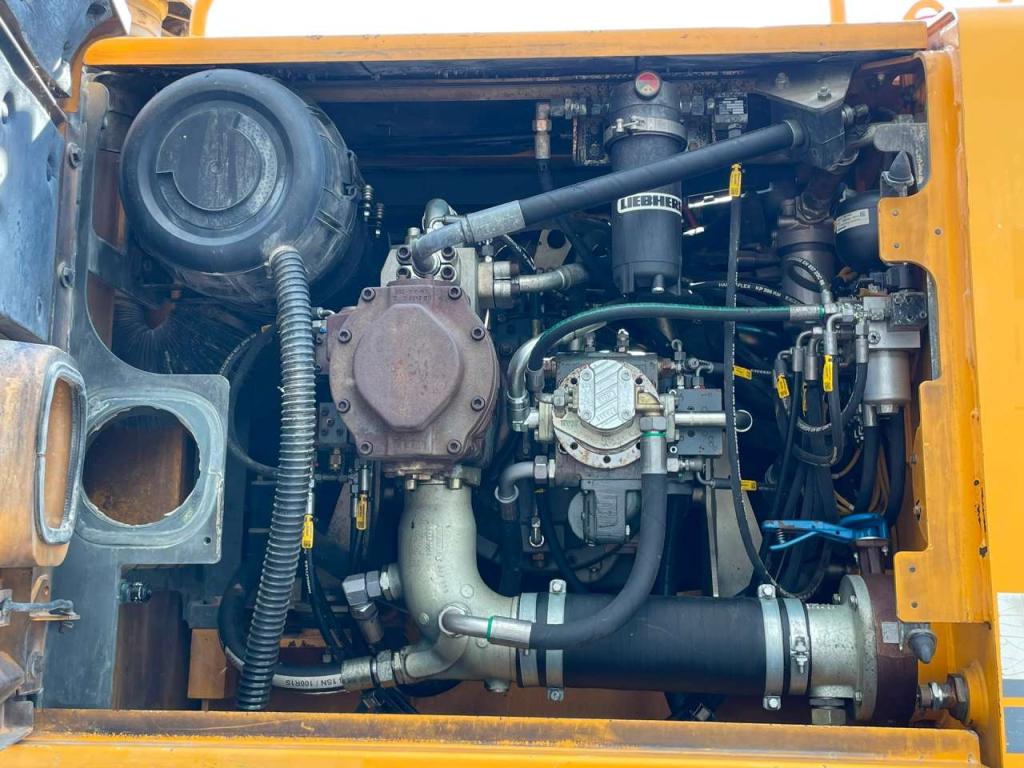 Liebherr R944C Foto 29