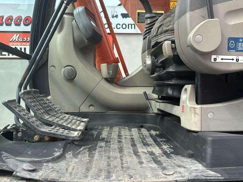 Hitachi ZX240N-3 Foto 15