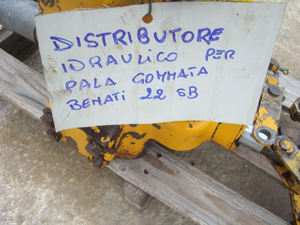 Distribuidor hidraulico para Benati 22 SB Foto 6