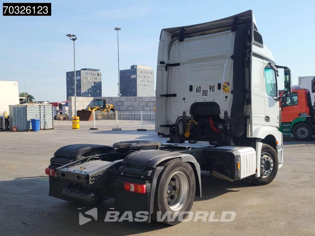 Mercedes-Benz Actros 1842 4X2 StreamSpace Standklima Foto 5