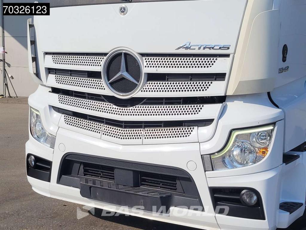 Mercedes-Benz Actros 1842 4X2 StreamSpace Standklima Foto 8