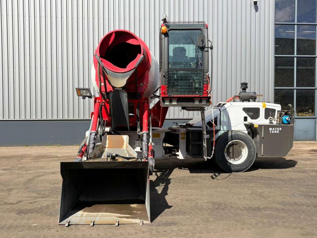 Minrui 4M3 Self Loading Concrete Mixer 4x4 Foto 10