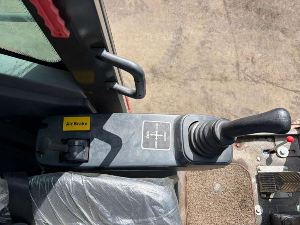 Minrui 4M3 Self Loading Concrete Mixer 4x4 Foto 27
