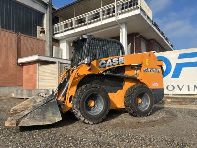 Case SR250 vendida por Dofra Srl