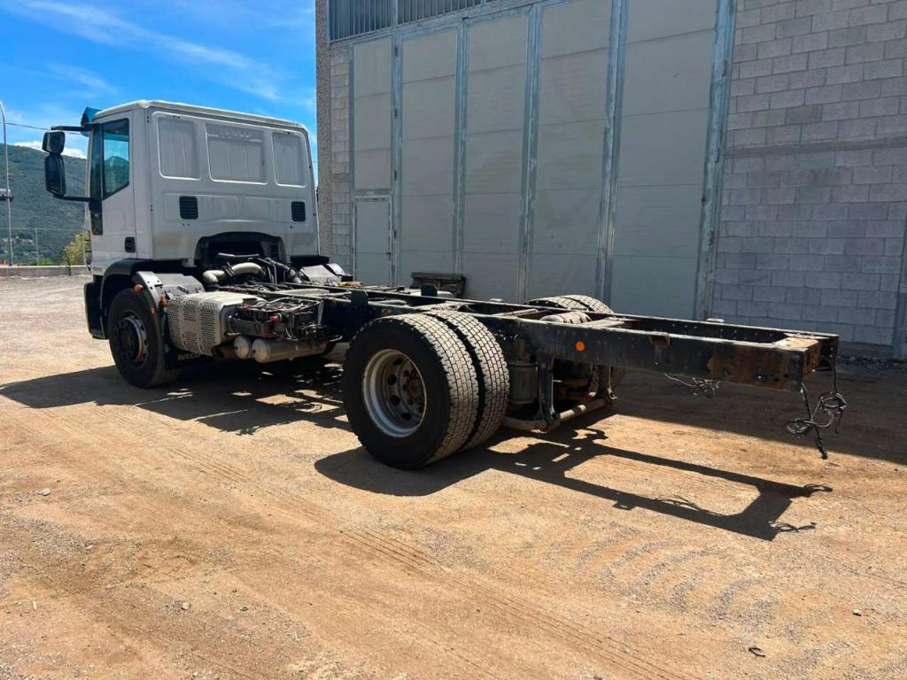 Iveco EUROCARGO 180E32 Foto 14