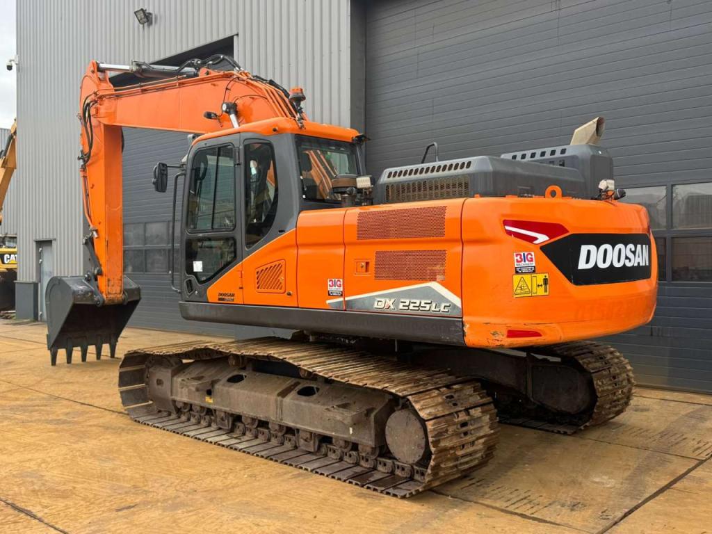 Doosan DX225LC-7 Foto 3