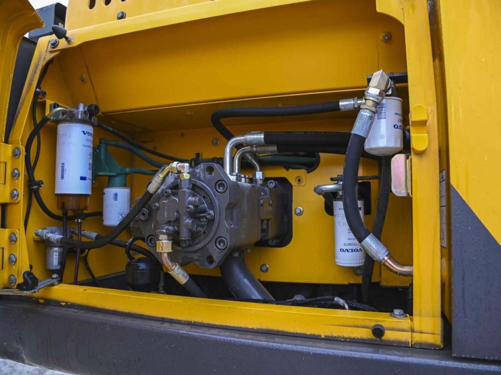 Volvo EC300DNL Foto 17