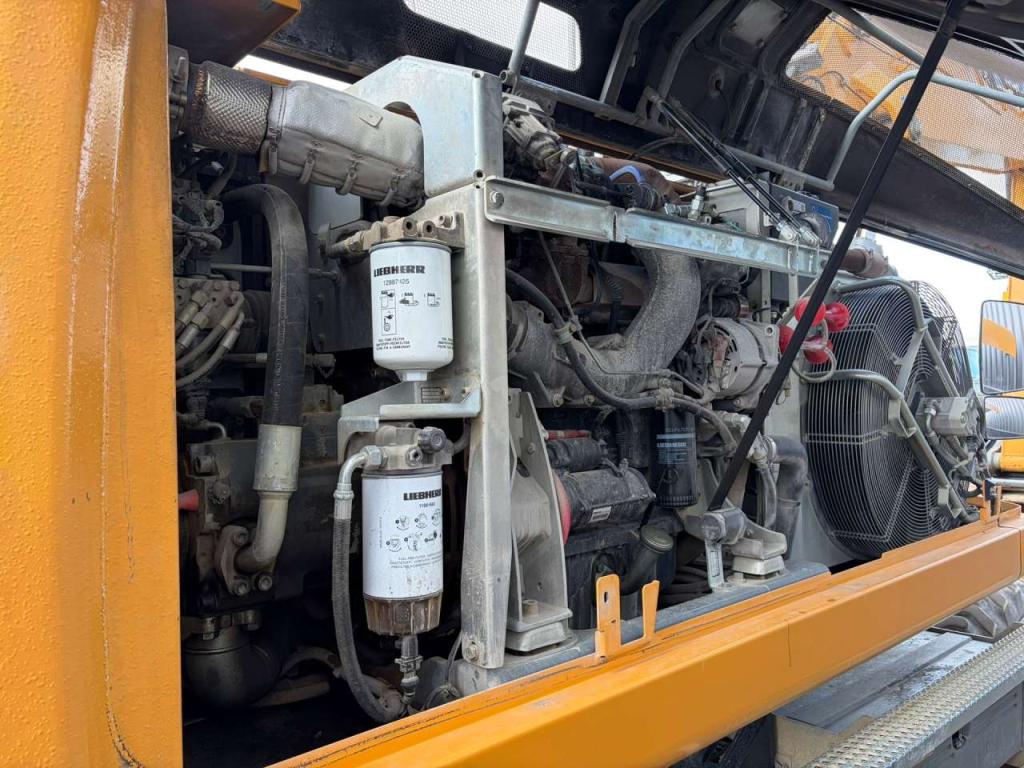 Liebherr A918 Foto 16