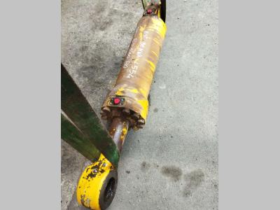 Pistón de rotación de la cuchara para Liebherr L 554 vendida por PRV Ricambi Srl
